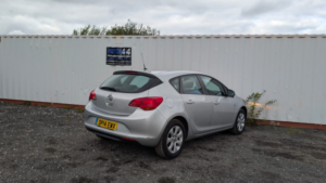 2014 Vauxhall Astra 1.4 16v Design in Silver — image 5