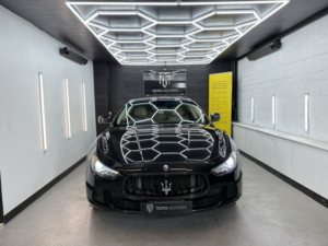 2016 Maserati Ghibli 3.0 D V6 in Black — image 2