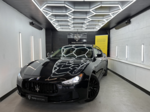 2016 Maserati Ghibli 3.0 D V6 in Black — image 3
