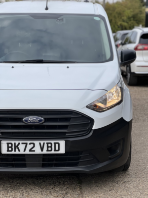 2022 Ford Transit Connect 1.5 Transit Connect Leader Hp Van Lwb 250 L2 1.5l Ecoblue 100ps Fwd 6 Speed Manual in White — image 2