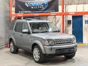 2011 Land Rover Discovery 4 3.0 Sd V6 Hse Auto 4WD Euro 5 5dr in Grey — image 3