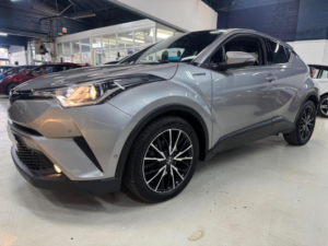 2017 Toyota C-Hr 1.8 Vvt-H Excel CVT Euro 6 (s/s) 5dr in Grey — image 5