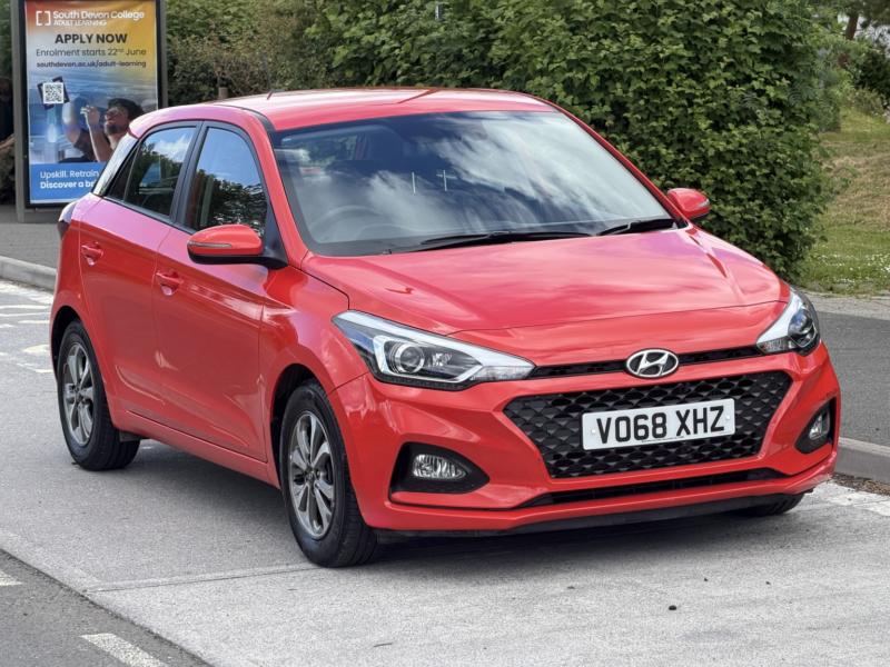 2018 Hyundai I20 1.0 I20 Se 1.0t My19 in Red — image 1