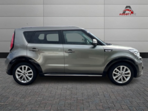 2018 Kia Soul 1.6 Gdi 2 in Silver — image 4