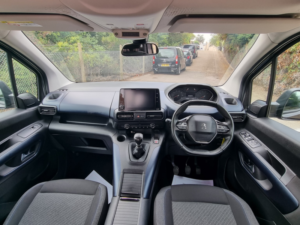 2021 Peugeot Rifter 1.5 Bluehdi Allure Premium in Grey — image 3