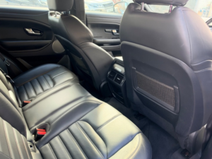 2017 Land Rover Range Rover Evoque Td4 Hse Dynamic in Black — image 6