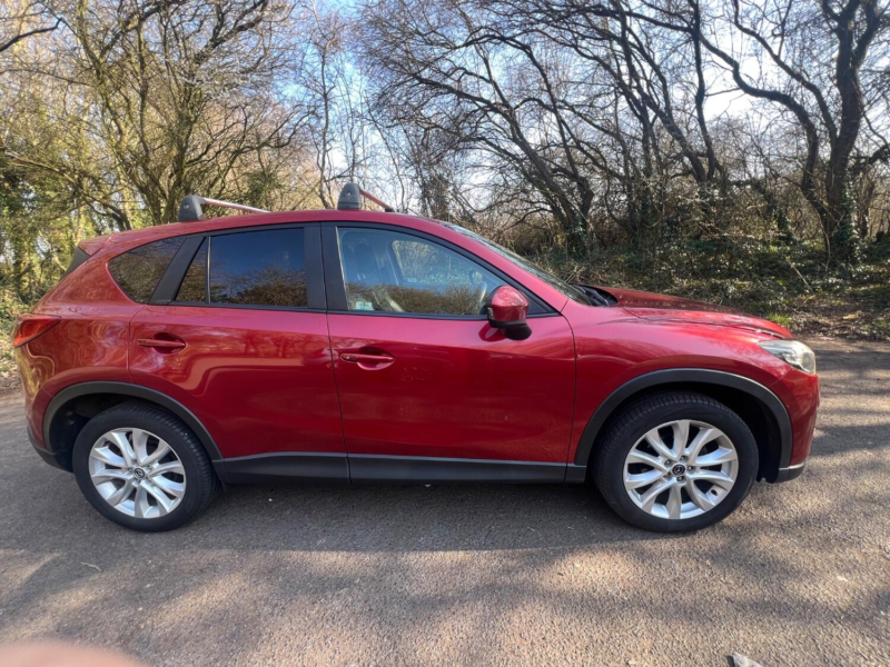 2014 Mazda Cx-5 2.2 Skyactiv-D Sport Nav in Red — image 1