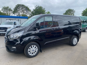 2023 Ford Transit Custom Custom 300 Ecoblue Limited — image 3