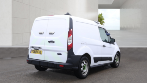 2018 Ford Transit Connect 1.5 220 Ecoblue Panel Van 5dr Diesel Manual L1 Euro 6 100 Ps in White — image 5