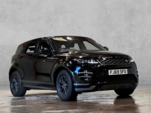 2019 Land Rover Range Rover Evoque 2.0 D150 R-Dynamic Fwd Euro 6 (s/s) 5dr in Black — image 5