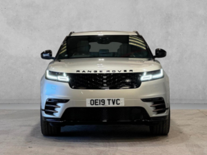 2019 Land Rover Range Rover Velar 2.0 D240 R-Dynamic Hse Auto 4WD Euro 6 (s/s) 5dr in Silver — image 2