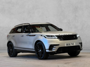 2019 Land Rover Range Rover Velar 2.0 D240 R-Dynamic Hse Auto 4WD Euro 6 (s/s) 5dr in Silver — image 5