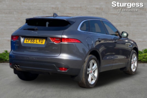 2016 Jaguar F-Pace 2.0 D180 Portfolio Auto AWD Euro 6 (s/s) 5dr in Grey — image 5