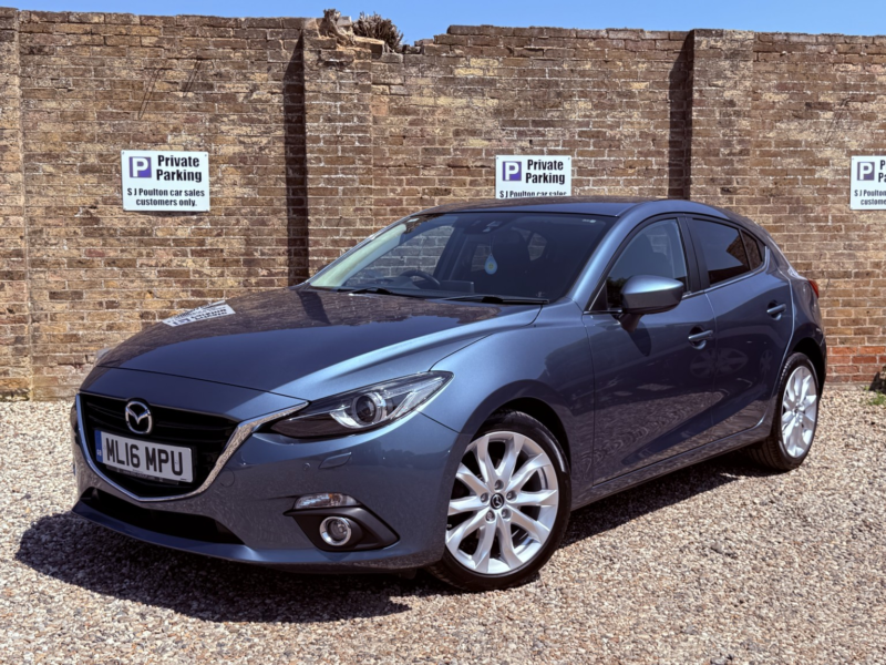 2016 Mazda Mazda3 2.0 Skyactiv-G Sport Nav in Blue — image 1