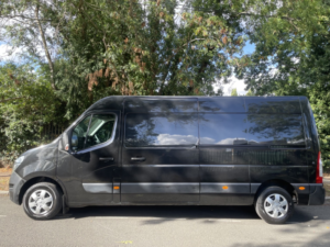 2023 Nissan Interstar 2.3 Dci 35 Acenta in Black — image 6