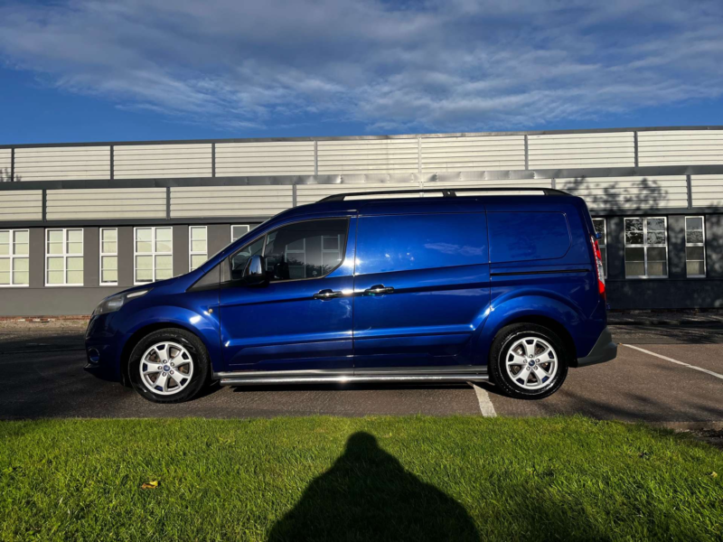 2014 Ford Transit Connect 1.6 Transit Connect 240 in Blue — image 1