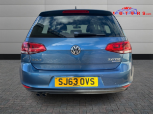 2013 Volkswagen Golf 2.0 Tdi Bluemotion Tech Gt in Blue — image 6