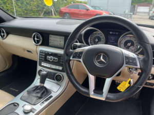 2013 Mercedes-Benz Slk 2.1 Slk250 Cdi Amg Sport in Black — image 2