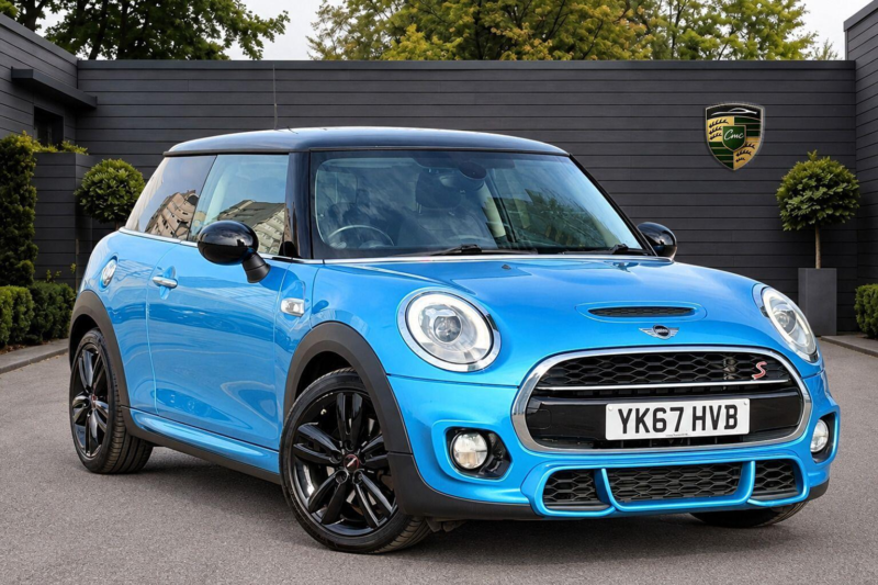 2017 MINI Hatch 2.0 Cooper S Auto Euro 6 (s/s) 3dr in Blue — image 1
