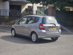 2006 Honda Jazz 1.4 I-Dsi Se Hatchback 5dr Petrol Manual (137 G/km, 82 Bhp) in Silver — image 4