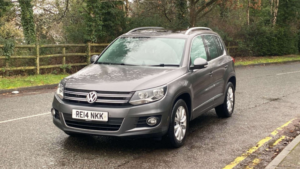 2014 Volkswagen Tiguan 2.0 Tdi Bluemotion Tech Match in Grey — image 3