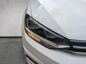 2019 Volkswagen Touran 1.5 Tsi Evo Se Family DSG Euro 6 (s/s) 5dr in White — image 2