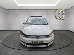 2019 Volkswagen Touran 1.5 Tsi Evo Se Family DSG Euro 6 (s/s) 5dr in White — image 3