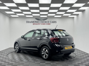 2018 Volkswagen Polo 1.0 Se in Black — image 4