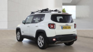 2016 Jeep Renegade 1.6 Renegade My17 Limited 1.6 Multijet Ii 120hp Diesel White 5dr 1 Keeper+lowtax+leather in White — image 2