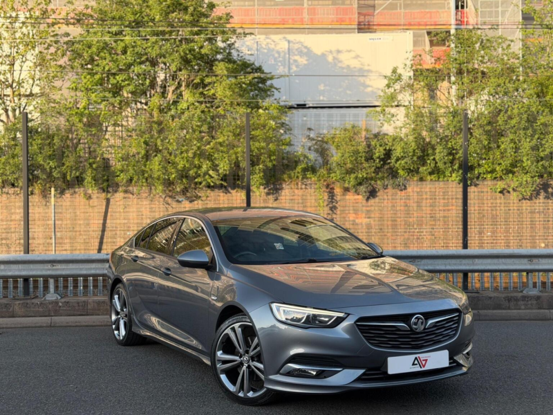 2018 Vauxhall Insignia 2.0 Turbo D Blueinjection Sri Vx Line Nav Grand Sport Euro 6 (s/s) 5dr in Grey — image 1