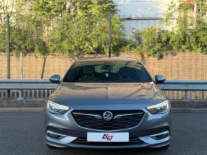 2018 Vauxhall Insignia 2.0 Turbo D Blueinjection Sri Vx Line Nav Grand Sport Euro 6 (s/s) 5dr in Grey — image 4
