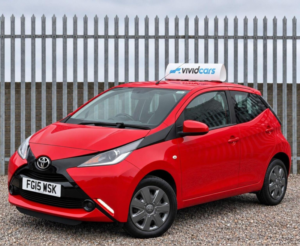 2015 Toyota Aygo 1.0 Vvt-I X-Play Euro 5 5dr Euro 5 in Red — image 2