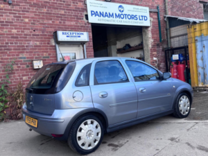 2005 Vauxhall Corsa 1.2i 16v Design Easytronic 5dr (a/c) in Silver — image 2