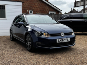 2016 Volkswagen Golf 1.4 Tsi Bluemotion Tech Act Gt DSG Euro 6 (s/s) 5dr in Blue — image 5