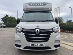 2022 Renault Master 2.3 Fwd Lm35 Dci 135 Business+ My22 in White — image 2