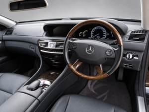 2008 Mercedes-Benz Cl Cl550 Amg in Black — image 2
