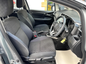 2017 Honda Jazz 1.3 I-Vtec Se Euro 6 (s/s) 5dr in Silver — image 2