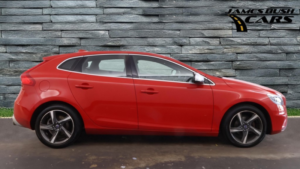 2014 Volvo V40 1.6 D2 R-Design in Red — image 6