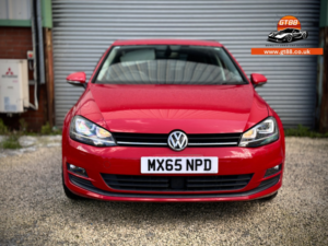 2015 Volkswagen Golf 2015 Golf 1.2 Tsi Bluemotion Dsg, Automatic in Red — image 5
