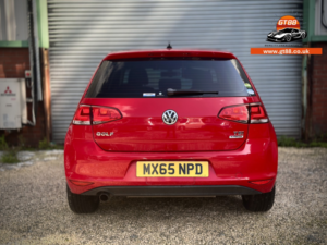 2015 Volkswagen Golf 2015 Golf 1.2 Tsi Bluemotion Dsg, Automatic in Red — image 6