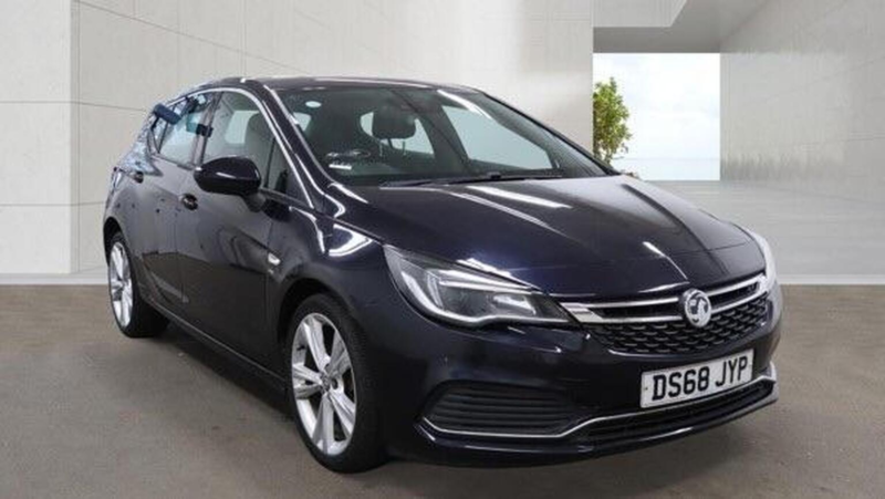 2018 Vauxhall Astra 1.6 Cdti Blueinjection Sri Vx Line Nav Euro 6 (s/s) 5dr in Blue — image 1
