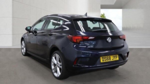 2018 Vauxhall Astra 1.6 Cdti Blueinjection Sri Vx Line Nav Euro 6 (s/s) 5dr in Blue — image 4