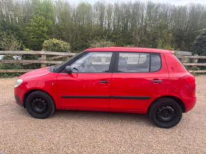 2009 Skoda Fabia 1.2 Htp 6v 1 5dr in Red — image 4