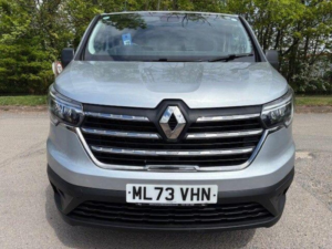 2023 Renault Trafic 2.0 Dci Blue Sl30 Business+ L1 H1 Euro 6 (s/s) 5dr in Grey — image 2