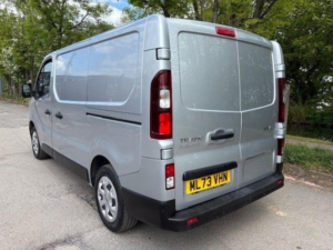 2023 Renault Trafic 2.0 Dci Blue Sl30 Business+ L1 H1 Euro 6 (s/s) 5dr in Grey — image 5
