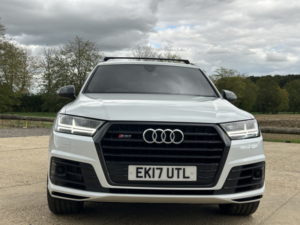 2017 Audi Sq7 4.0 Tdi V8 in White — image 2