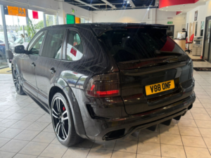 2009 Porsche Cayenne 4.5 Turbo in Black — image 6