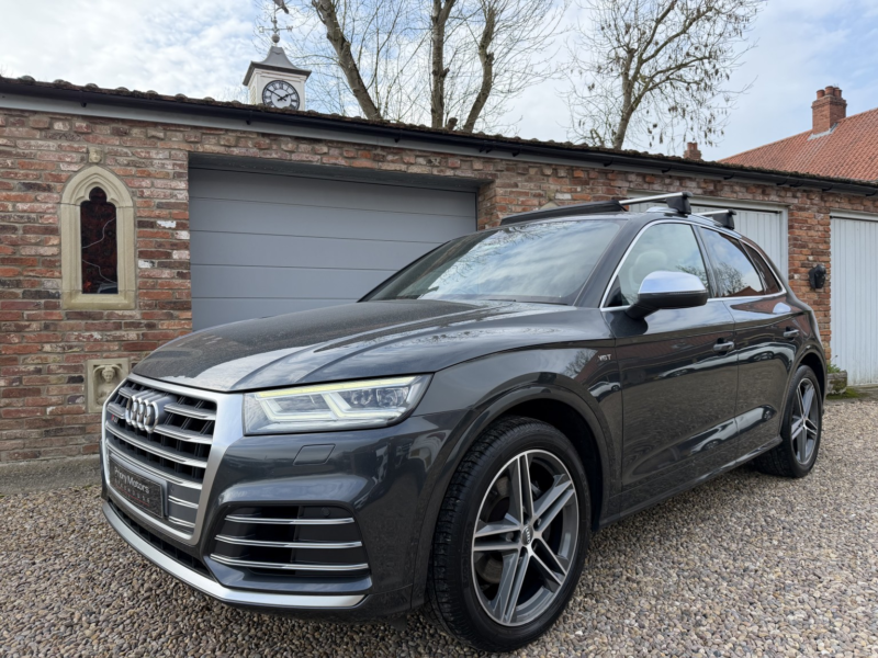 2017 Audi Sq5 3.0 Tfsi V6 in Grey — image 1