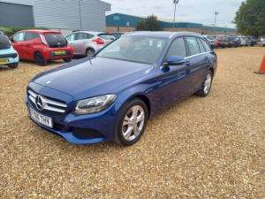 2016 Mercedes-Benz C Class 2.1 C220d Se Executive Edition 7g-Tronic+ Euro 6 (s/s) 5dr in Blue — image 3