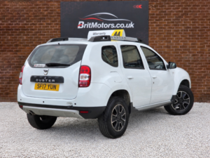 2017 Dacia Duster 1.2 Prestige Tce 125 4x2 in White — image 6